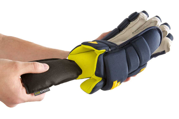 BOGO -->  Ever Bamboo Sports Kit Deodorizer + Dehumidifier [2X (4-Pack, 4 x 50 g)]